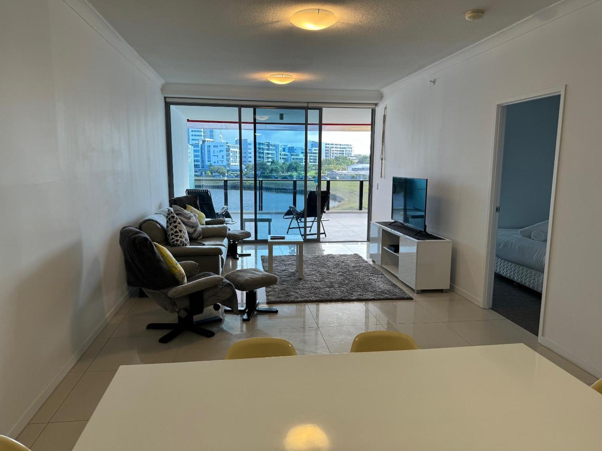 Harbour Quays Apartments Gold Coast Exterior photo