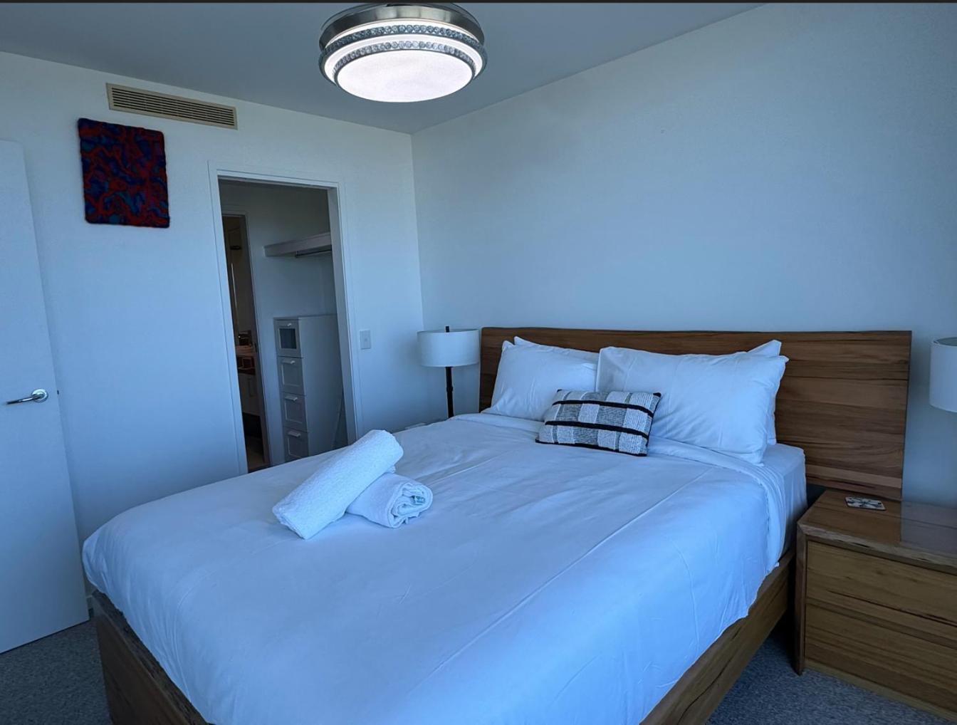 Harbour Quays Apartments Gold Coast Exterior photo
