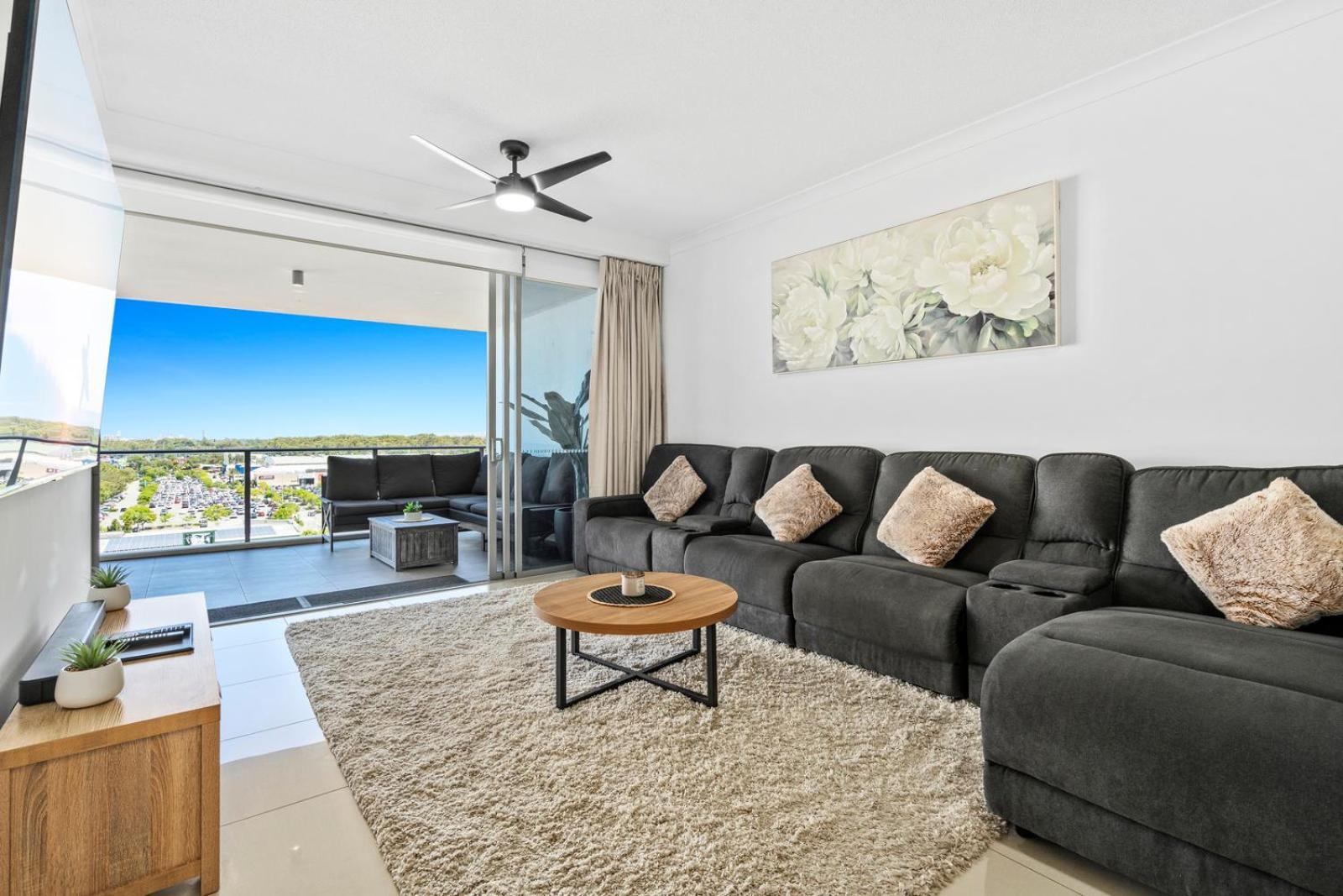 Harbour Quays Apartments Gold Coast Exterior photo